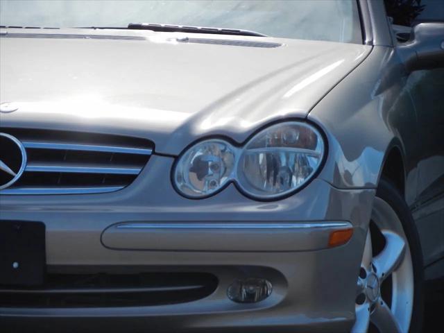 2005 Mercedes-Benz CLK-CLASS CLK 320