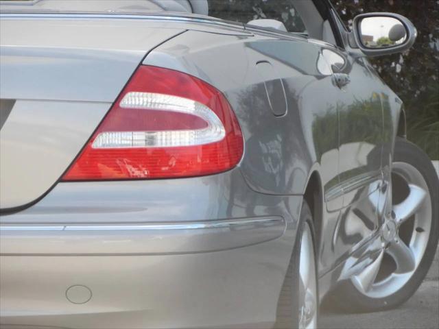 2005 Mercedes-Benz CLK-CLASS CLK 320
