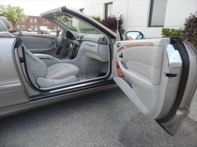 2005 Mercedes-Benz CLK-CLASS CLK 320