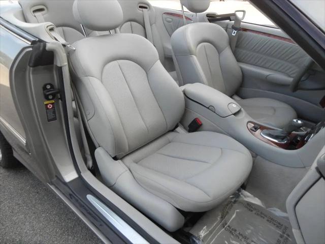 2005 Mercedes-Benz CLK-CLASS CLK 320