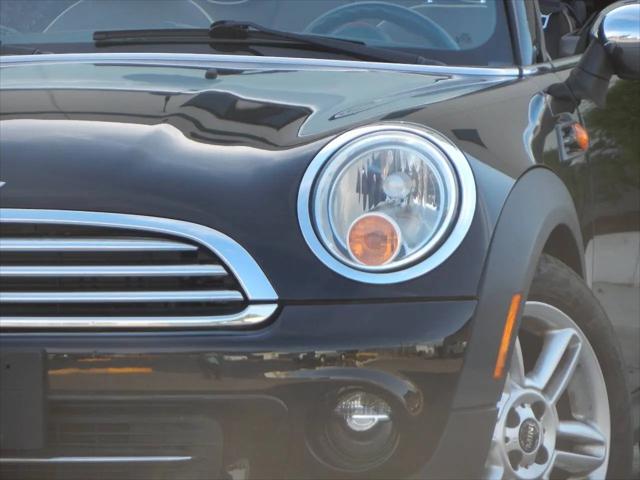2011 MINI Cooper Cooper