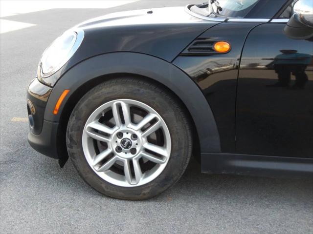 2011 MINI Cooper Cooper