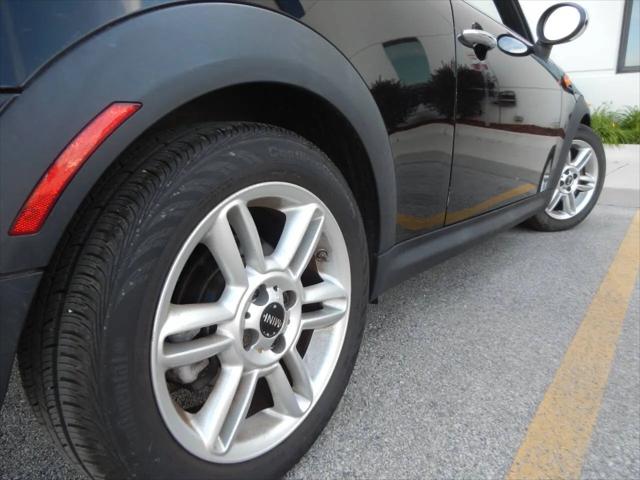 2011 MINI Cooper Cooper