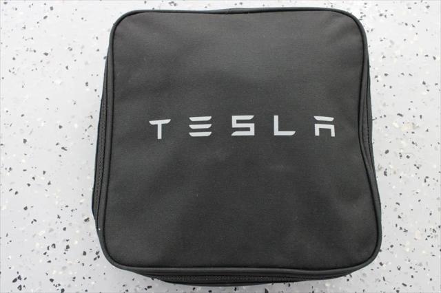 2018 Tesla Model S 75D