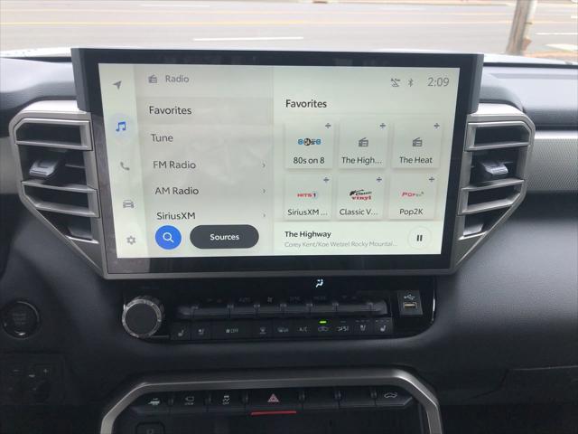 2026 Toyota Tundra Limited CrewMax 5.5' Bed