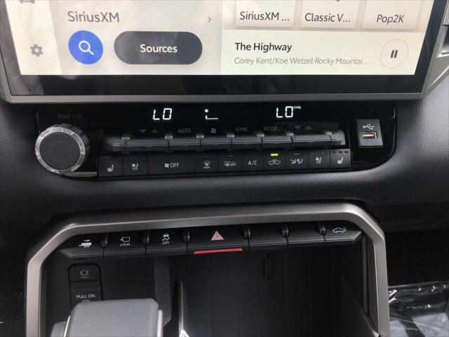 2026 Toyota Tundra Limited CrewMax 5.5' Bed