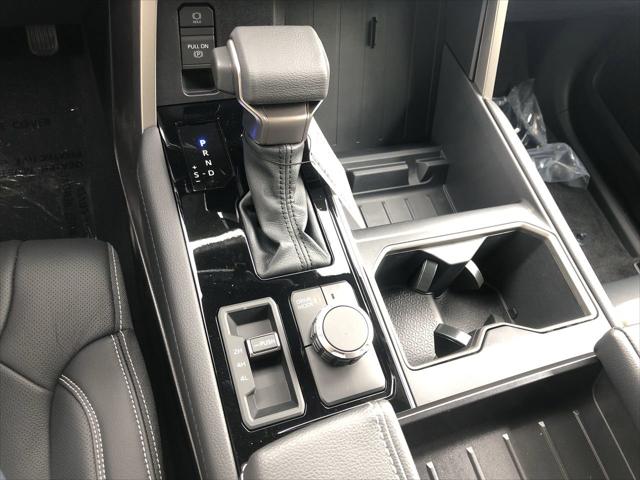 2026 Toyota Tundra Limited CrewMax 5.5' Bed