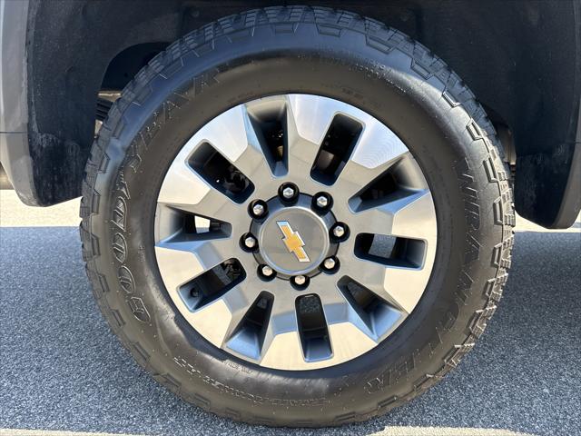 2024 Chevrolet Silverado 2500HD 4WD Double Cab Long Bed Custom