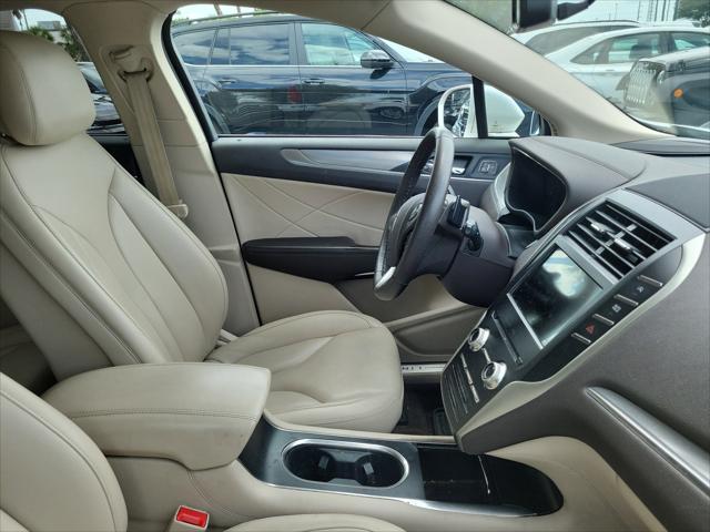 2019 Lincoln MKC Standard