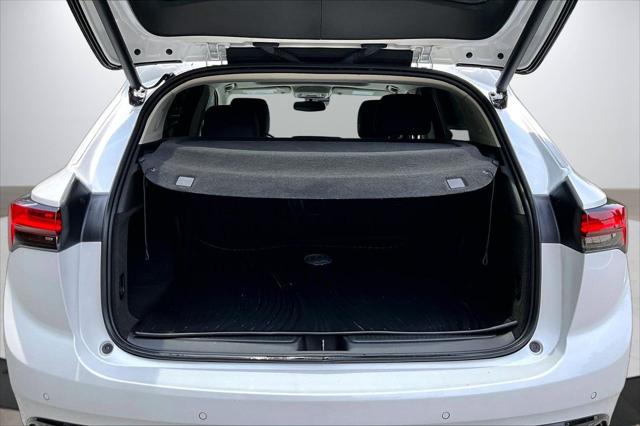 2023 Buick Envision Essence AWD