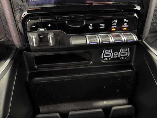 2021 Ram 1500 Big Horn Crew Cab 4x4 5'7" Box