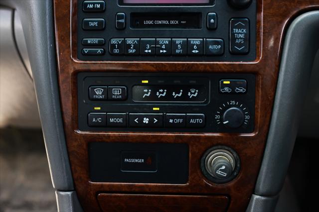 2000 Toyota Van Unknown