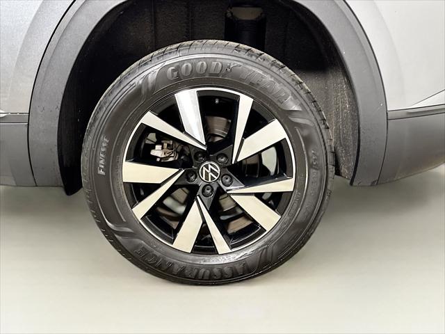 2023 Volkswagen Atlas Cross Sport 2.0T SE