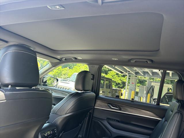 2024 Jeep Grand Cherokee L Limited 4x4