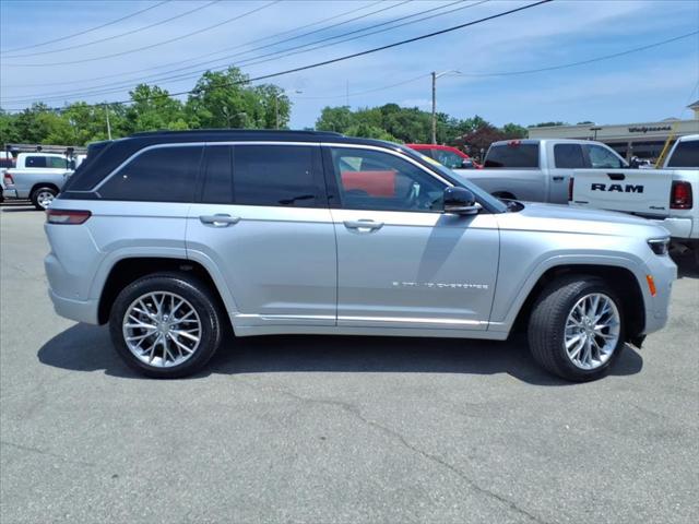 2025 Jeep Grand Cherokee Summit 4x4 2025 Jeep Grand Cherokee Summit 4x4