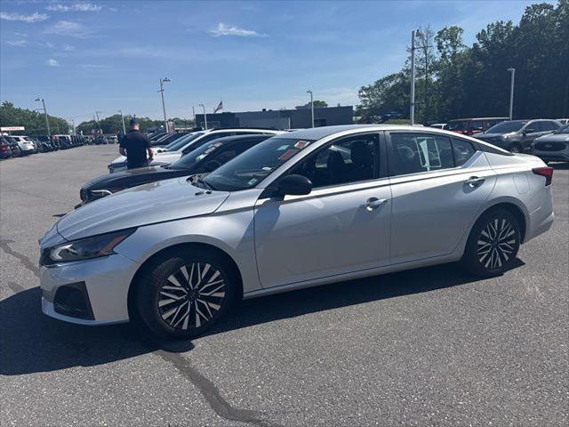 2024 Nissan Altima SV FWD
