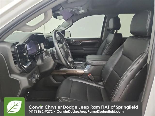 2024 Chevrolet Silverado 1500 4WD Crew Cab Short Bed RST