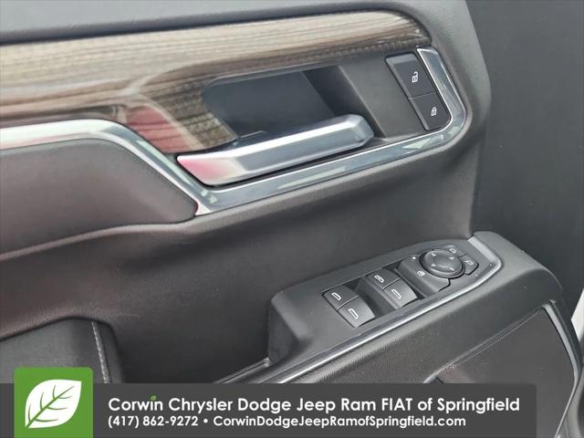 2024 Chevrolet Silverado 1500 4WD Crew Cab Short Bed RST