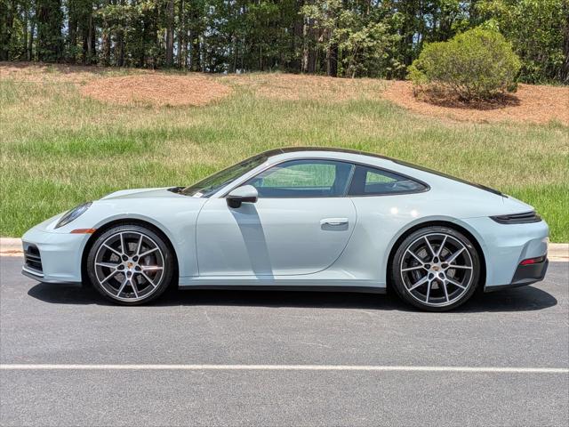 2025 Porsche 911 Carrera