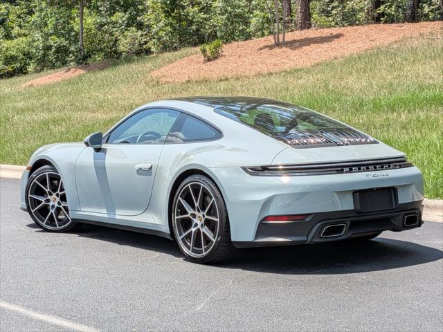 2025 Porsche 911 Carrera