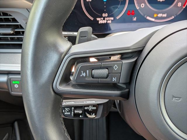 2025 Porsche 911 Carrera