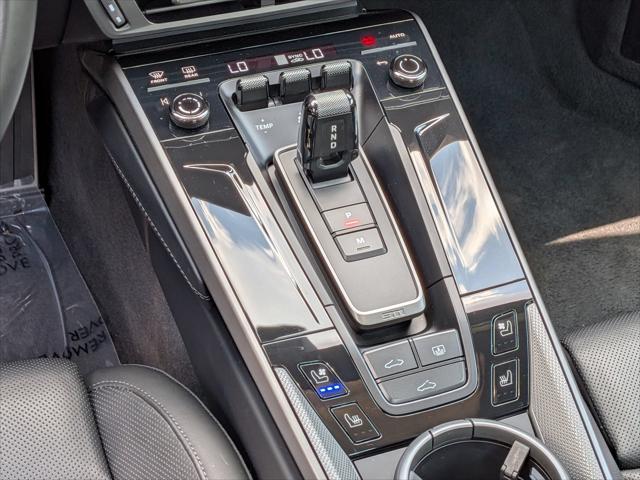 2025 Porsche 911 Carrera
