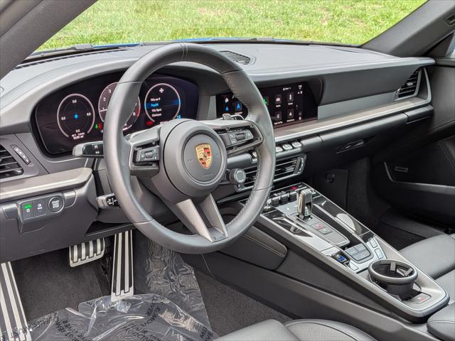 2025 Porsche 911 Carrera