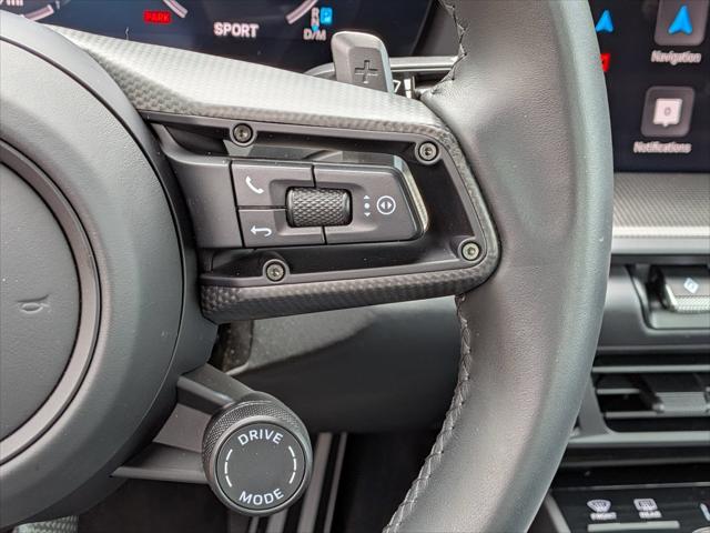 2025 Porsche 911 Carrera