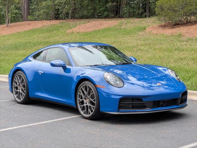 2025 Porsche 911 Carrera