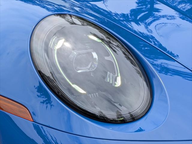 2025 Porsche 911 Carrera