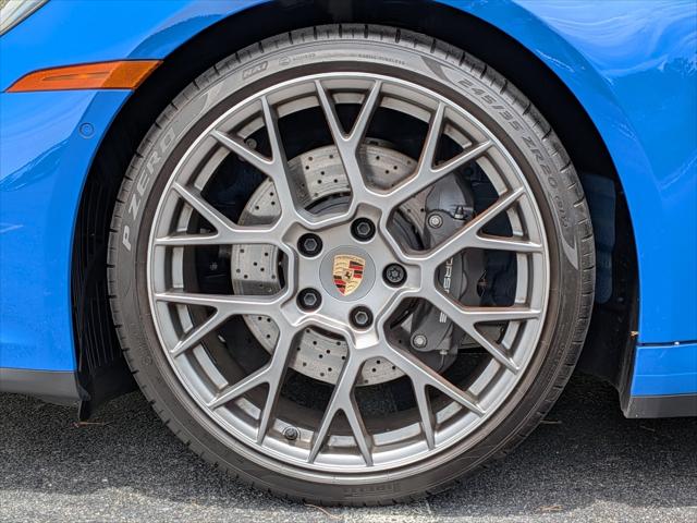 2025 Porsche 911 Carrera