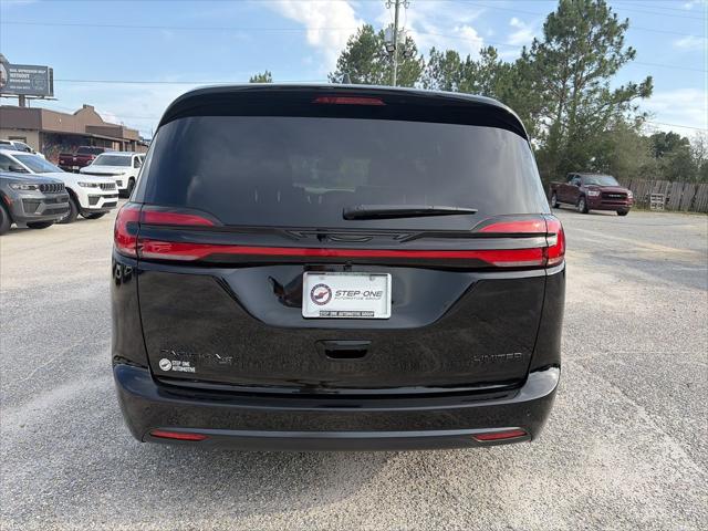 2027 Chrysler Pacifica Limited