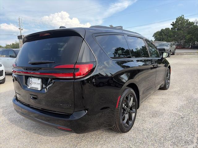 2027 Chrysler Pacifica Limited