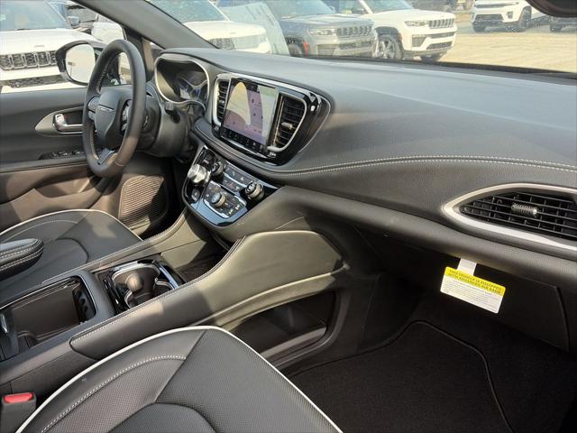 2027 Chrysler Pacifica Limited