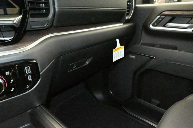 2026 GMC Sierra 2500HD Crew Cab, Standard Bed, SLT, 4WD