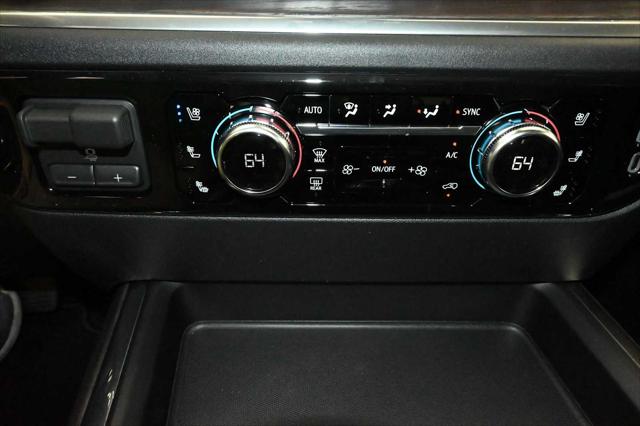 2026 GMC Sierra 2500HD Crew Cab, Standard Bed, SLT, 4WD