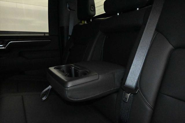2026 GMC Sierra 2500HD Crew Cab, Standard Bed, SLT, 4WD