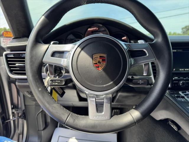 2016 Porsche Panamera GTS