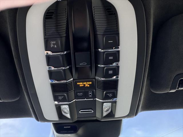 2016 Porsche Panamera GTS