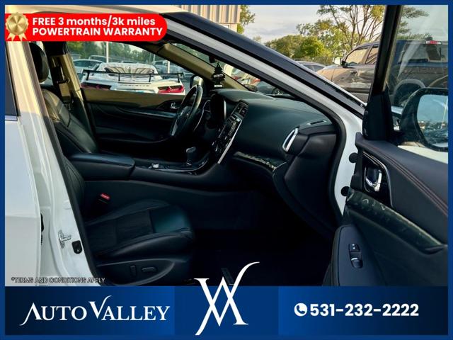 2021 Nissan Maxima SR Xtronic CVT