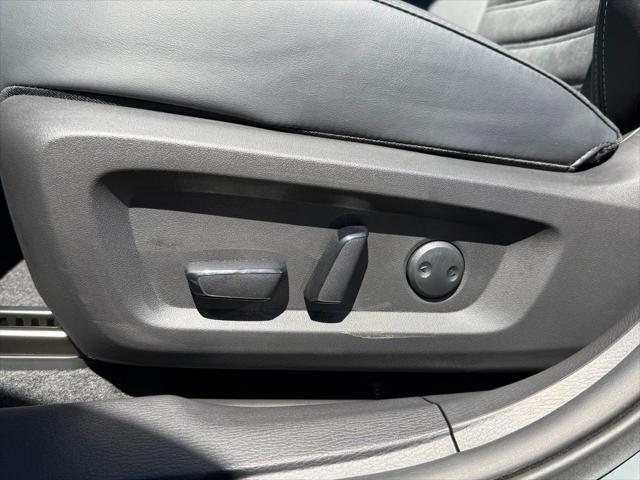 2026 Mitsubishi Outlander PHEV SE S-AWC