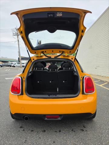 2016 MINI Hardtop Cooper
