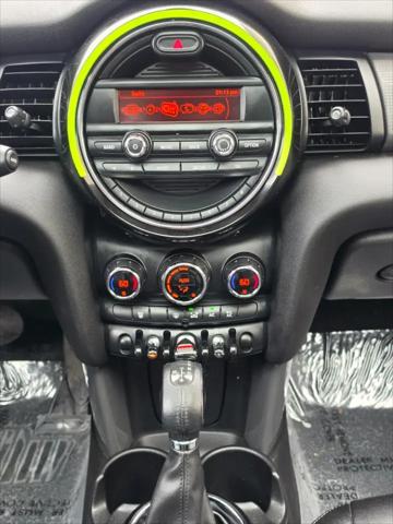 2016 MINI Hardtop Cooper