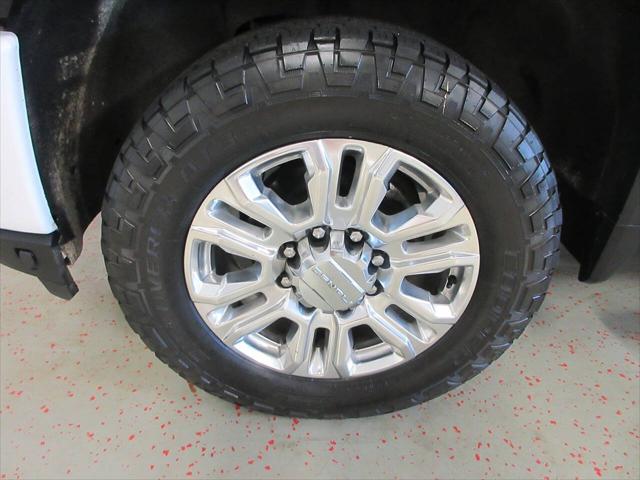 2020 GMC Sierra 3500HD 4WD Crew Cab Long Bed Denali