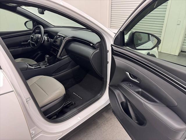 2023 Hyundai Santa Cruz SEL Premium