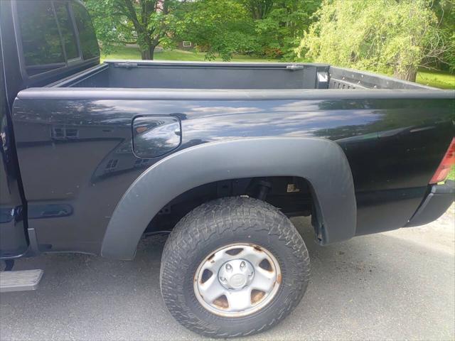 2015 Toyota Tacoma Base 4x4 4dr Access Cab 6.1 ft SB 5M