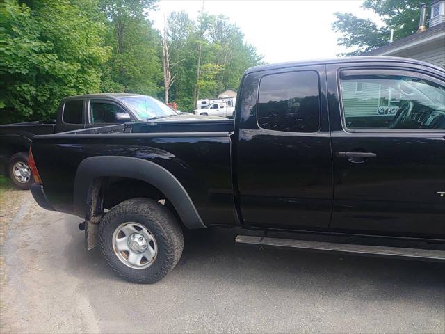 2015 Toyota Tacoma Base 4x4 4dr Access Cab 6.1 ft SB 5M