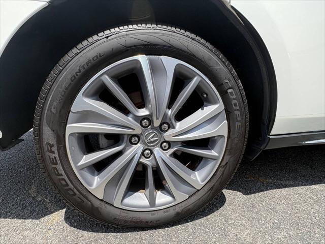 2017 Acura MDX w/Technology Package