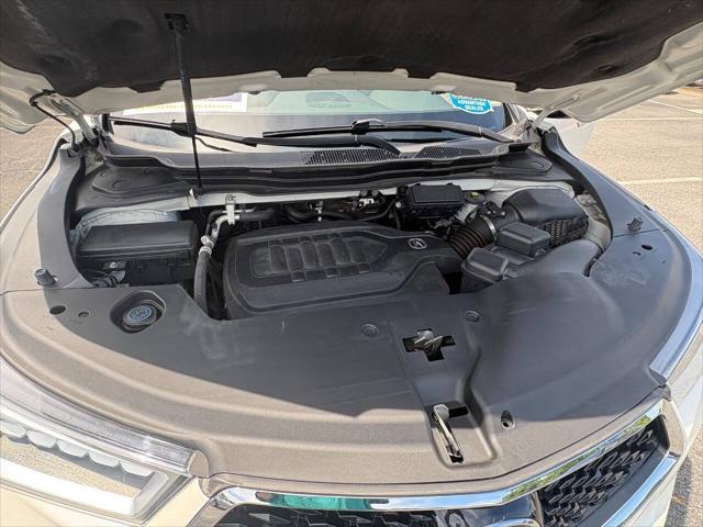 2017 Acura MDX w/Technology Package