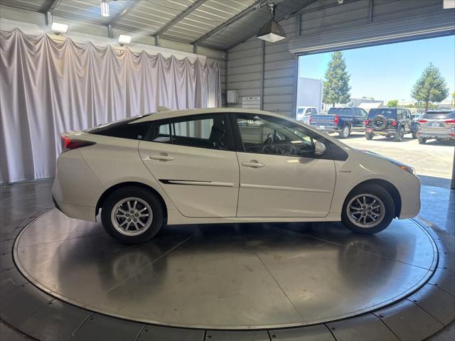 2016 Toyota Prius Three